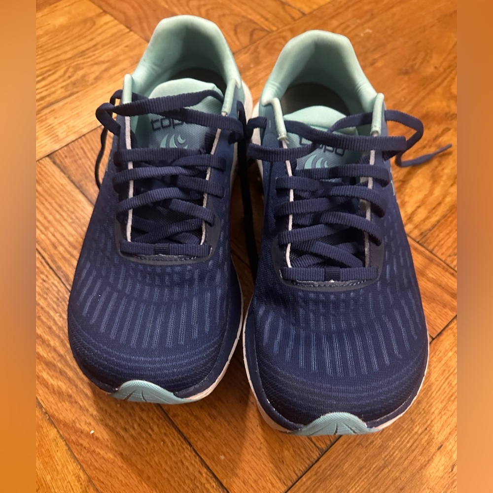 Topo Road Running Sneakers